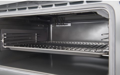 Conventional Oven and Grill.