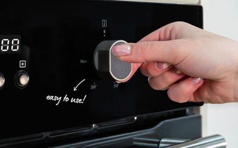 Easy-to-use controls.