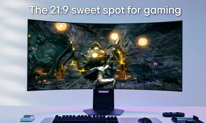Go wide. Not short.
The 21:9 UltraWide sweet spot for gaming