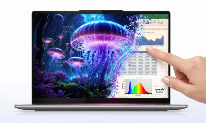 14-inch Touchscreen: Precision and Fluidity