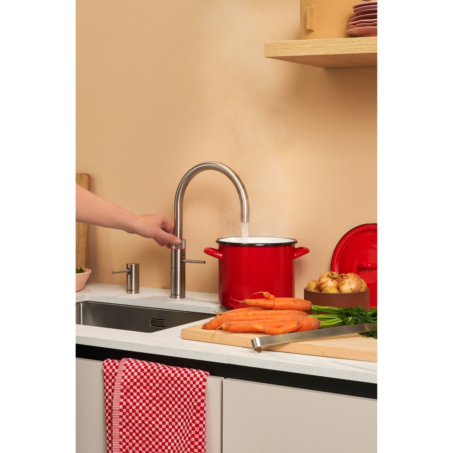Quooker Fusion Instant Boiling Water Kitchen Tap with Stainless Steel Round Spout