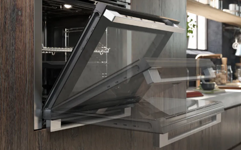 Neff Slide&Hide&reg; Door.