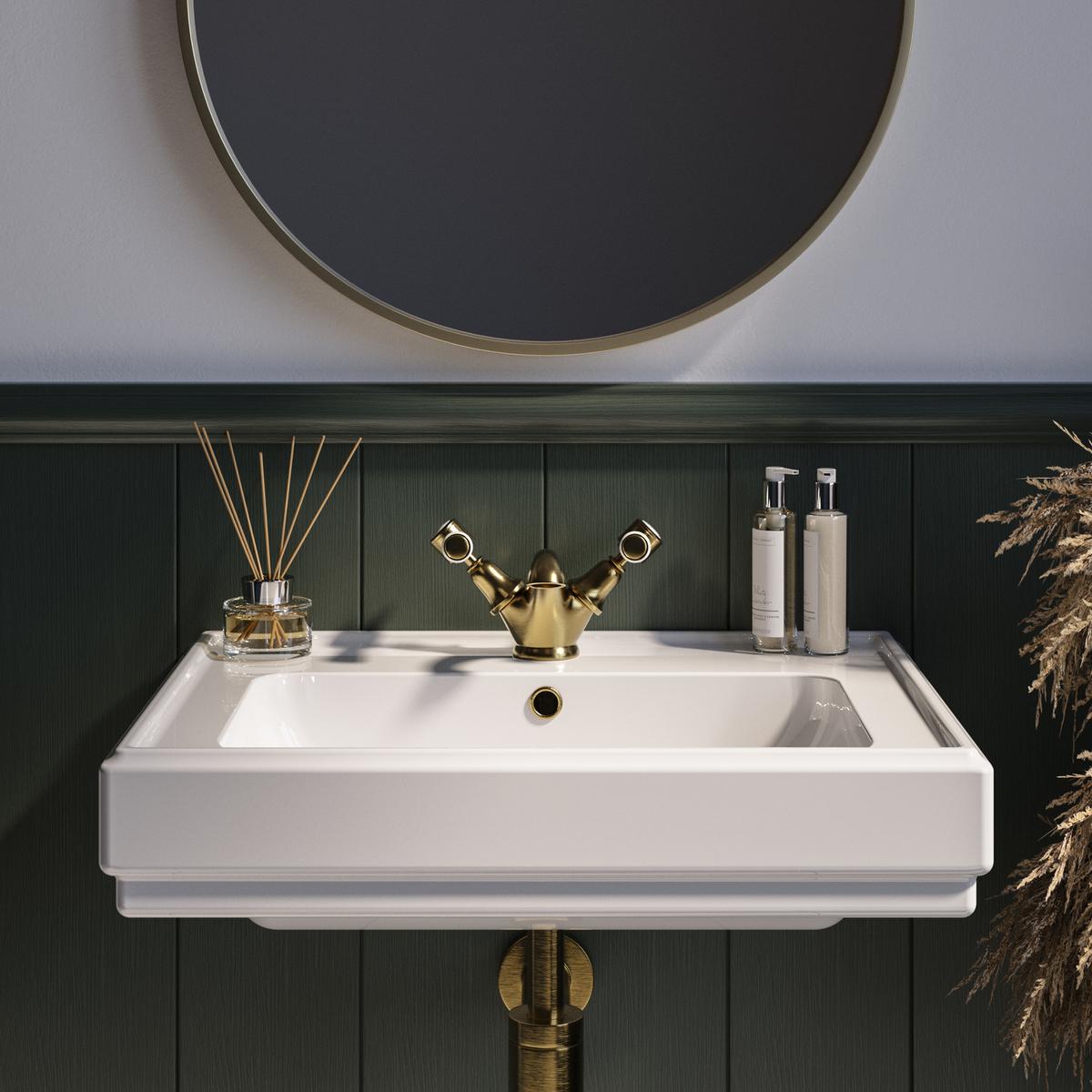 ONLY OPENED - White Wall Hung Basin with 1 Tap Hole 583mm - Park Royal