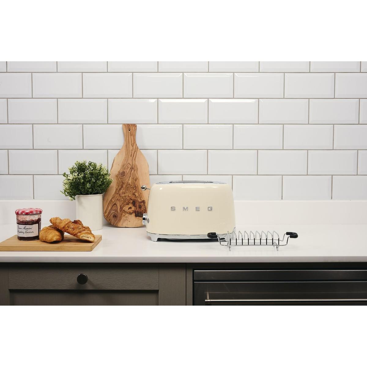 SMEG 50’s Retro Style 2-Slice Toaster - Cream