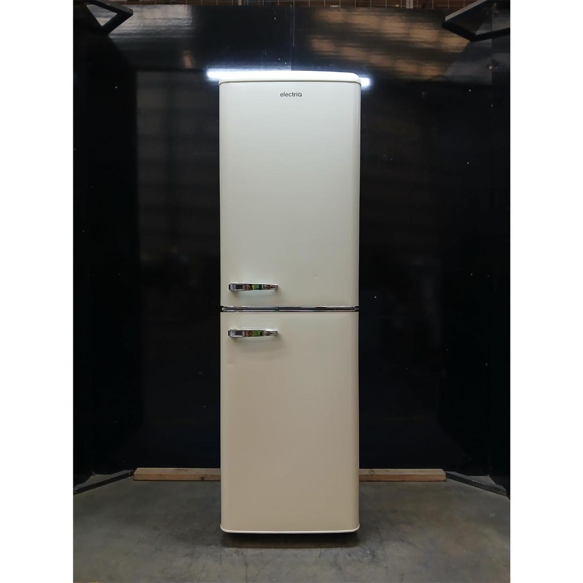 GRADE A2 - electriQ 246 Litre 50/50 Retro Freestanding Fridge Freezer - Cream