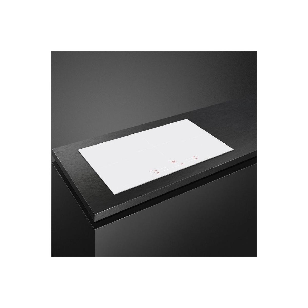 Smeg 90cm 5 Zone White Induction Hob