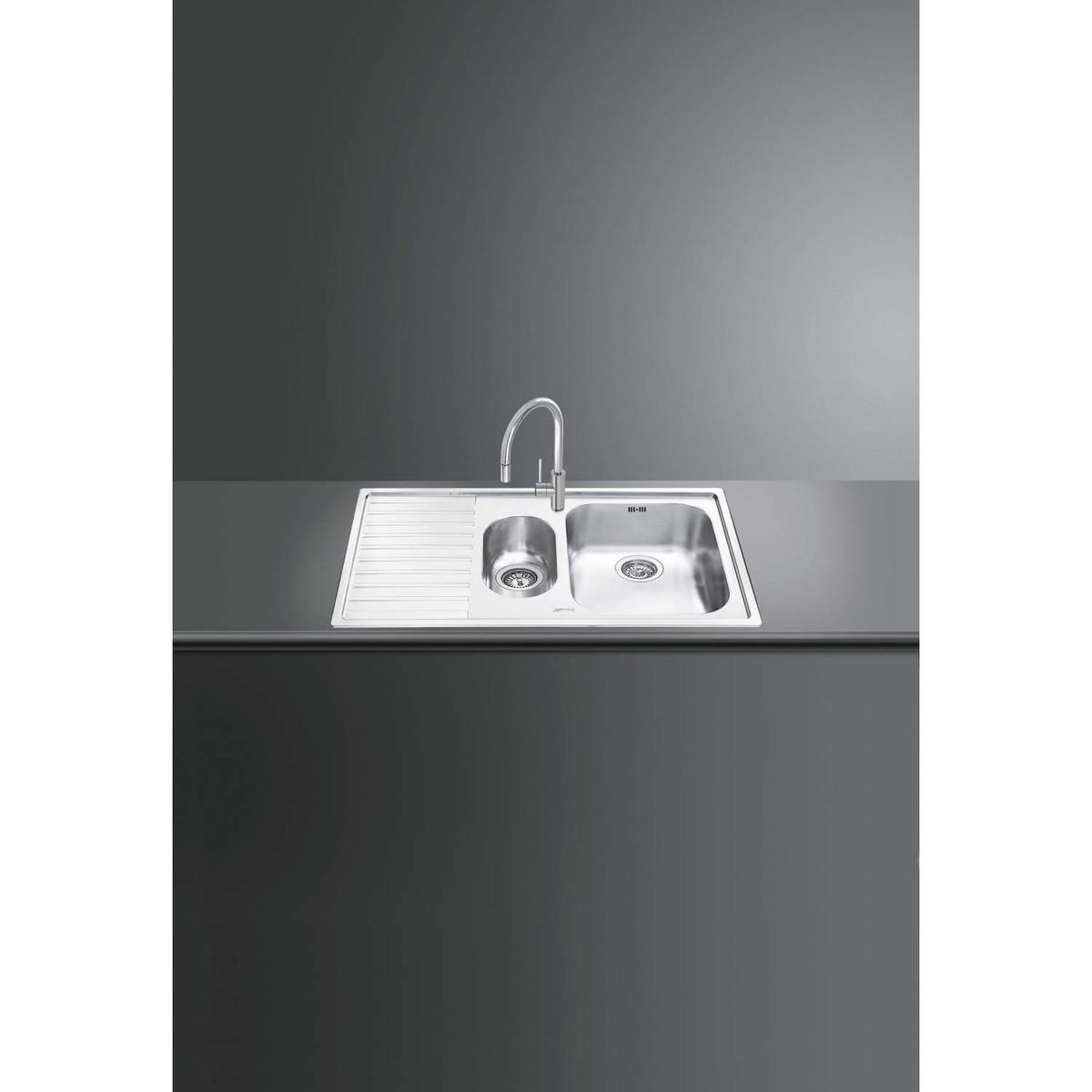 Smeg LM102S-2 Alba 1.5 Bowl Inset Fabric Finish Stainless Steel Sink With Left Hand Drainer image 2