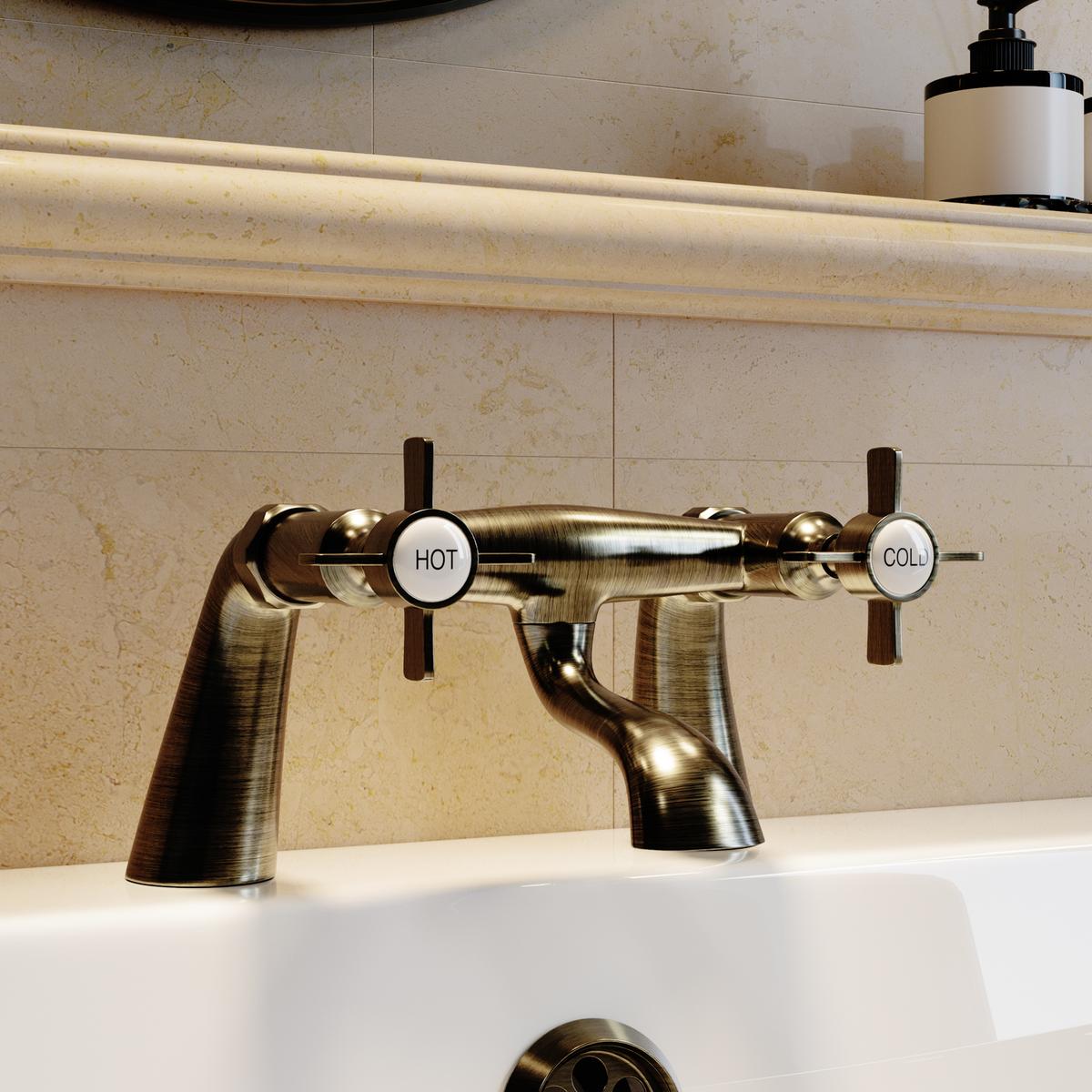 Antique Brass Traditional Bath Filler - Ripley
