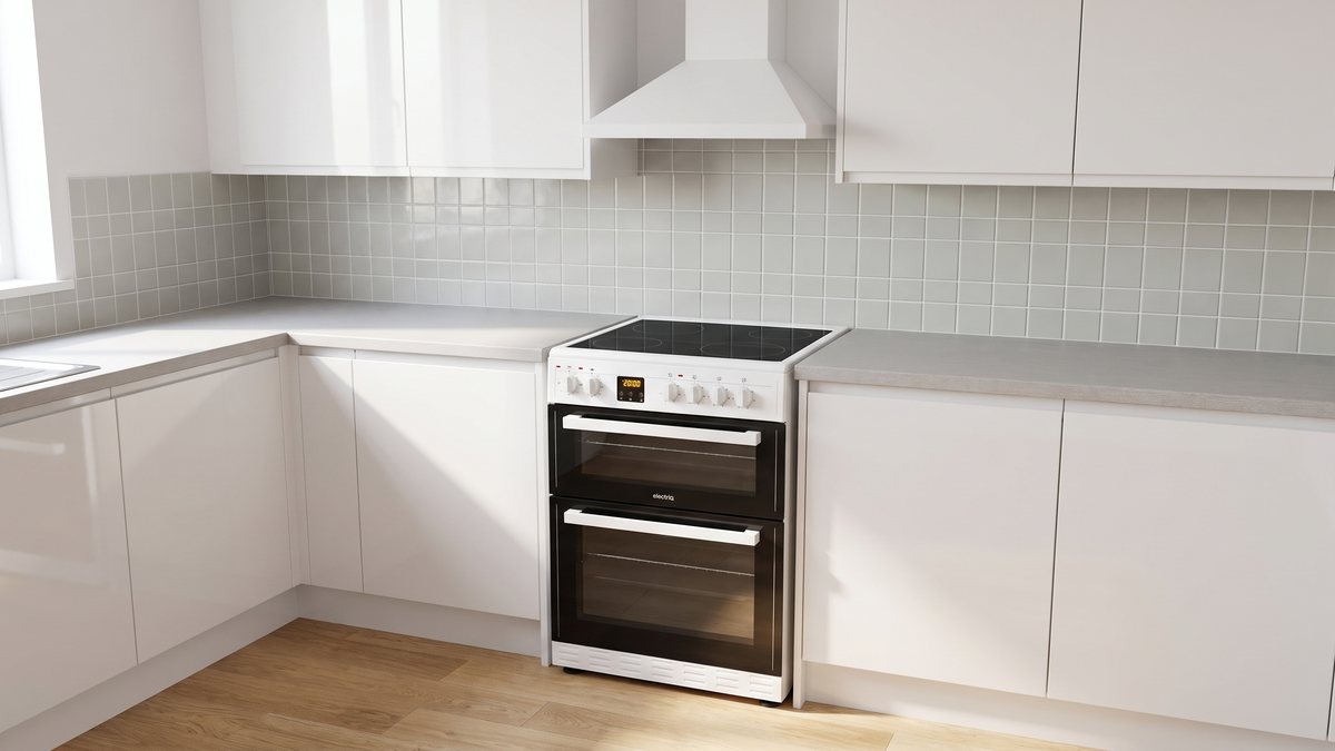 Ovens, hobs and cookers buying guide: a freestanding electric cooker in a rental flat kitchen